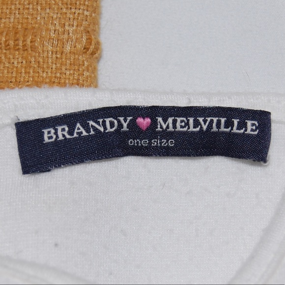 Brandy Melville ‘Alexis’ Halter Top - White - Picture 3 of 4